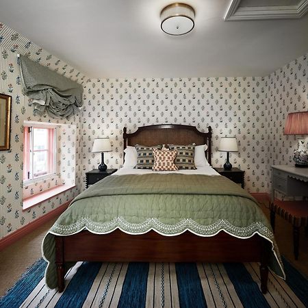 מלמסבורי Townhouse Suites- Abbey Row מראה חיצוני תמונה