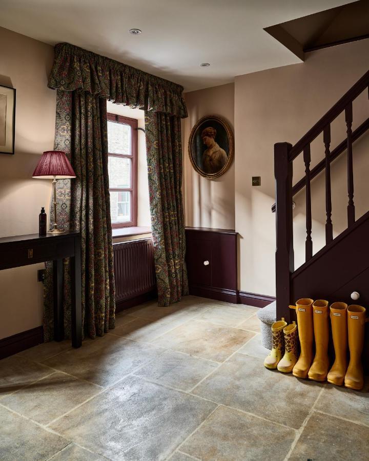 מלמסבורי Townhouse Suites- Abbey Row מראה חיצוני תמונה