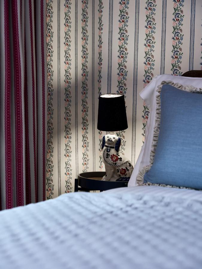 מלמסבורי Townhouse Suites- Abbey Row מראה חיצוני תמונה