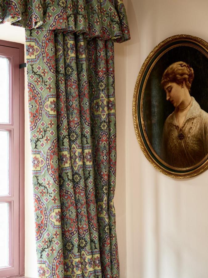 מלמסבורי Townhouse Suites- Abbey Row מראה חיצוני תמונה