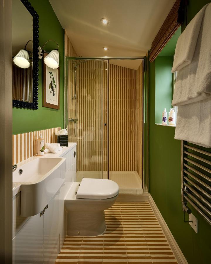 מלמסבורי Townhouse Suites- Abbey Row מראה חיצוני תמונה
