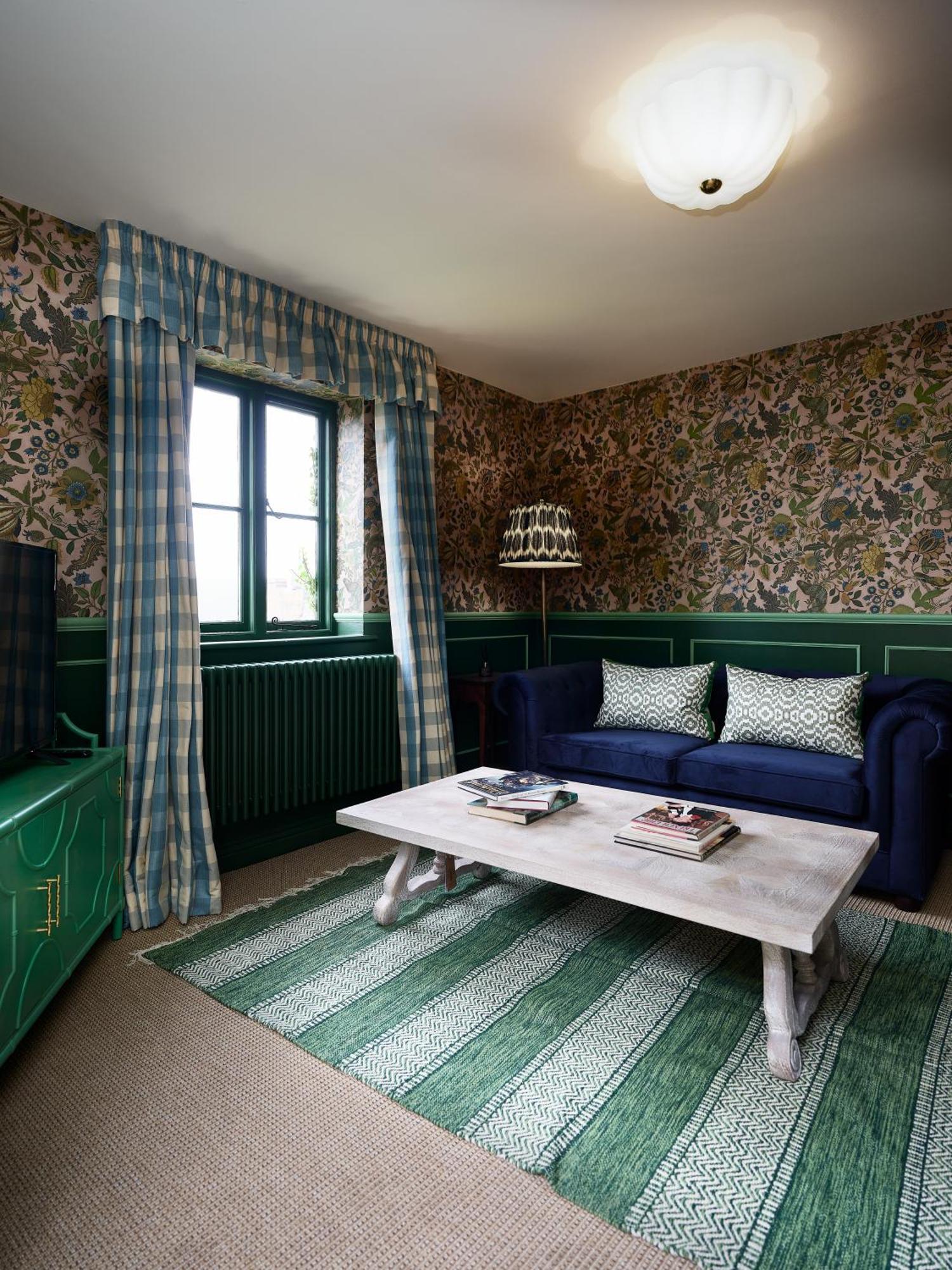מלמסבורי Townhouse Suites- Abbey Row מראה חיצוני תמונה